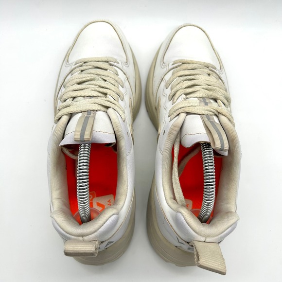 VEJA Venturi Leather Sneakers Womens US 9 EU 40 White Beige Athletic Shoes - Picture 7 of 9